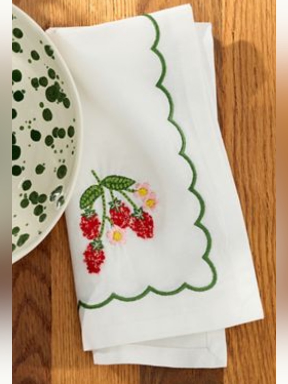 Anthropologie Berry Napkin Strawberry Embroidery-Set of 4